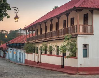 Explorando a arquitetura colonial de Paraty